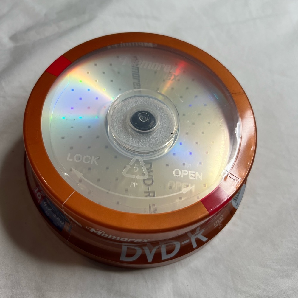 New Sealed Memorex DVD-R Blank Recordable Discs 16X 4.7GB 120Min 25-Pack Spindle